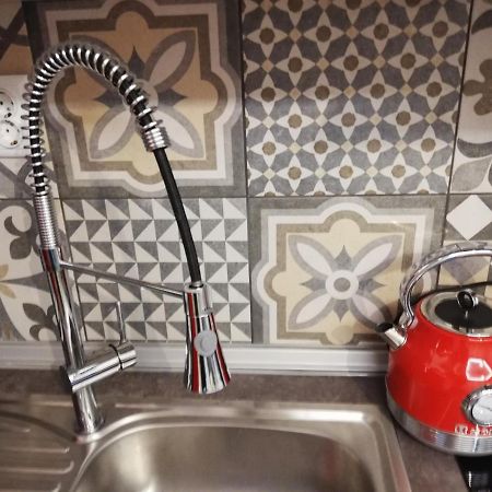 Irida Stoudio Apartment Kavala Bagian luar foto